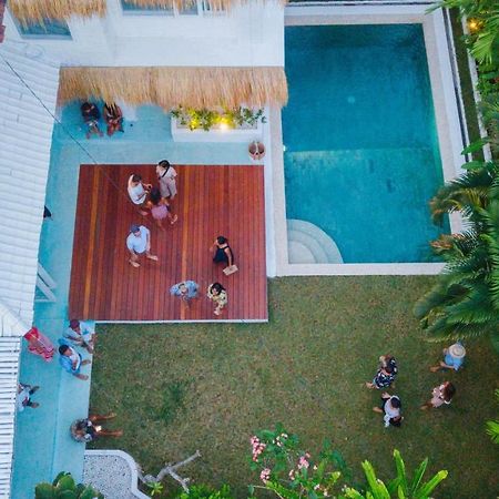 Guru Canggu Exterior photo
