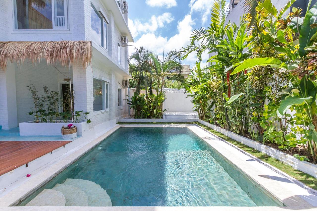 Guru Canggu Exterior photo