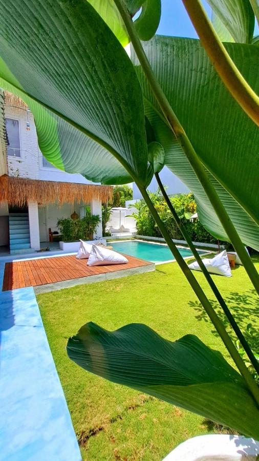 Guru Canggu Exterior photo